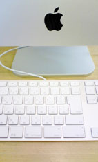 Apple Keyboard