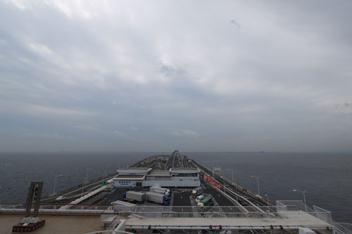 海ほたる