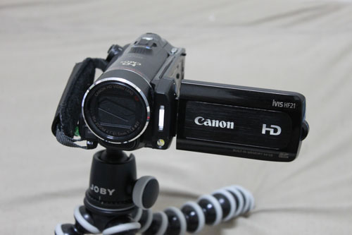 canon iVIS HF21