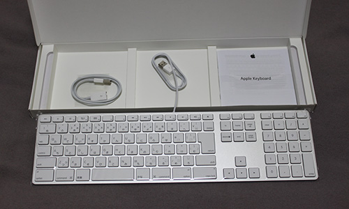 Apple Keyboard テンキー付き – JIS MB110J/B