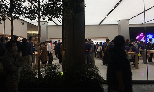 Apple 新宿