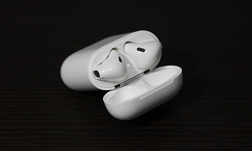 Apple AirPods