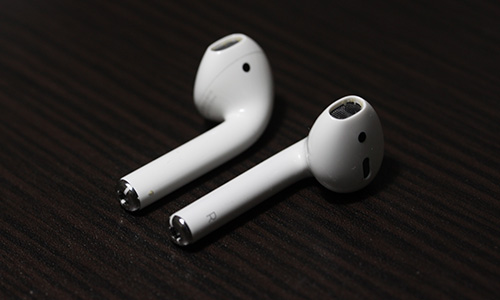 Apple AirPods