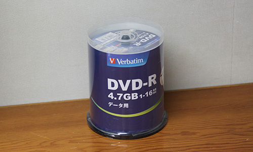 Verbatim バーベイタム 1回記録用 DVD-R 4.7GB 100枚 スピンドル ホワイトプリンタブル 1-16倍速 片面1層 DHR47JP100V4 - Studio Milehigh