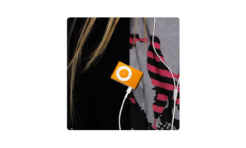 iPod shuffle orange