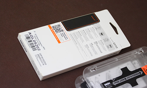 Spigen iPhone 14 Pro Max Screen Protector EZ Fit GLAS.tR（Sensor Protection） - Studio Milehigh